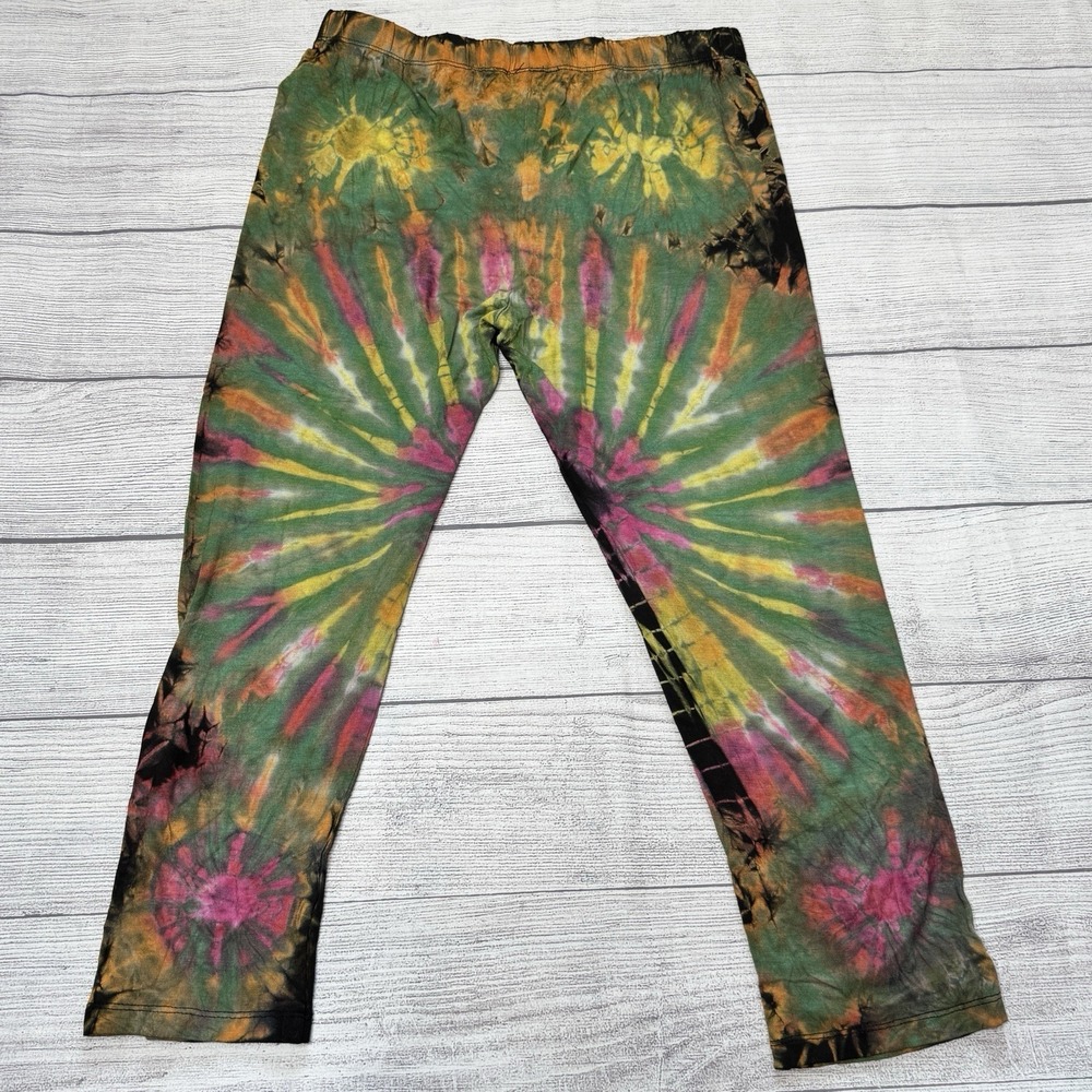 Sacred Threads Lightweight Tie Dye Cropped Capri Leggings Size S/M NWT Boho‎